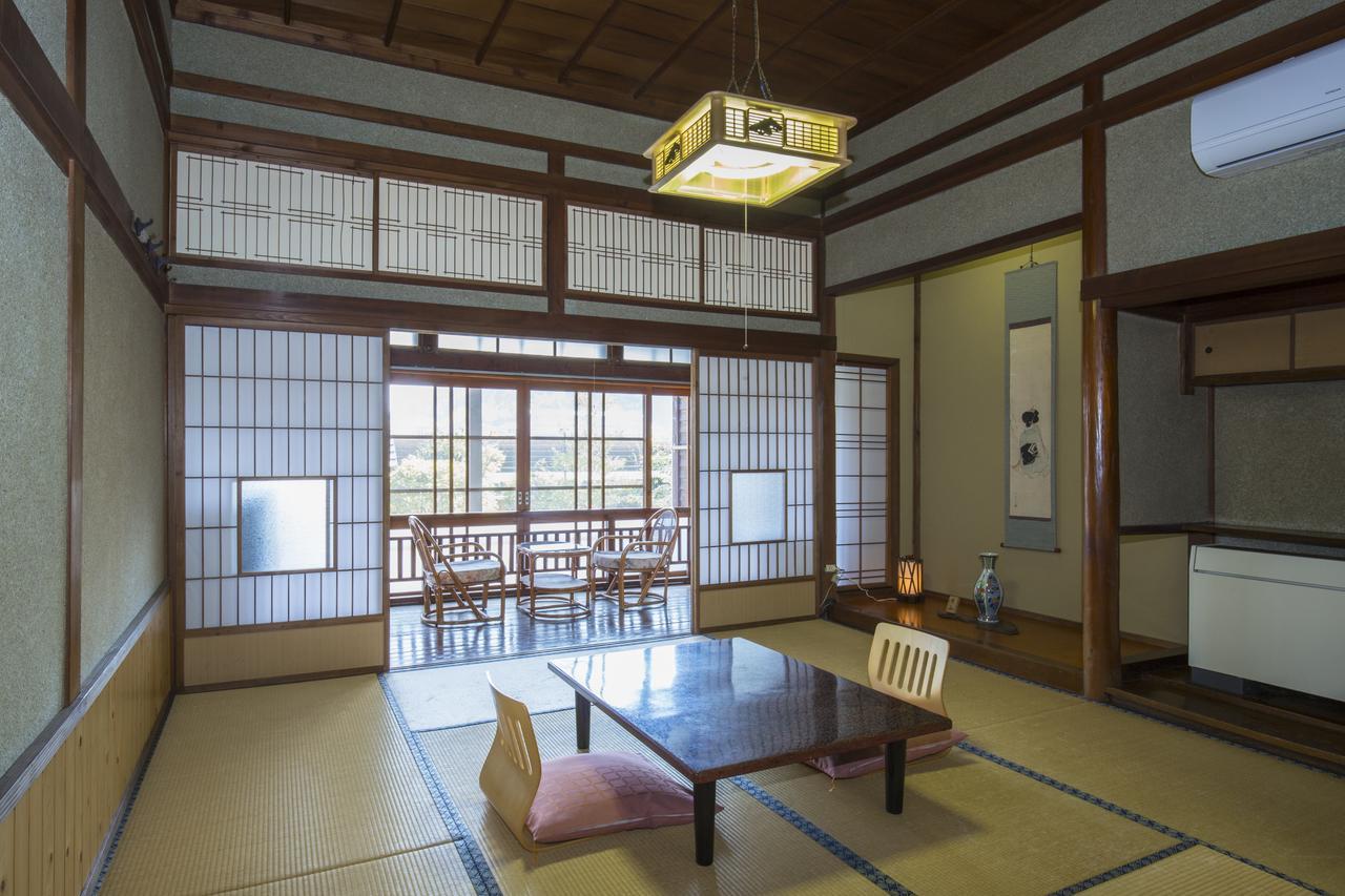 Hitoyoshi Ryokan Extérieur photo